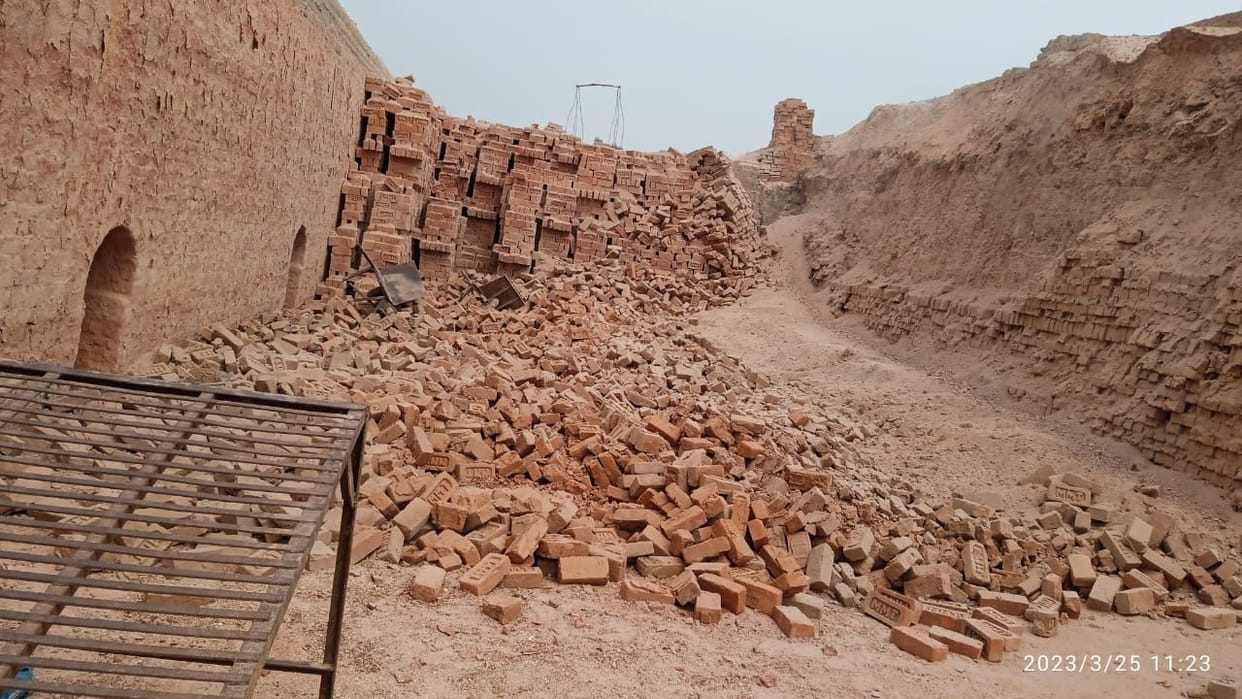 Two laborers died due to brick-kiln wall collapse