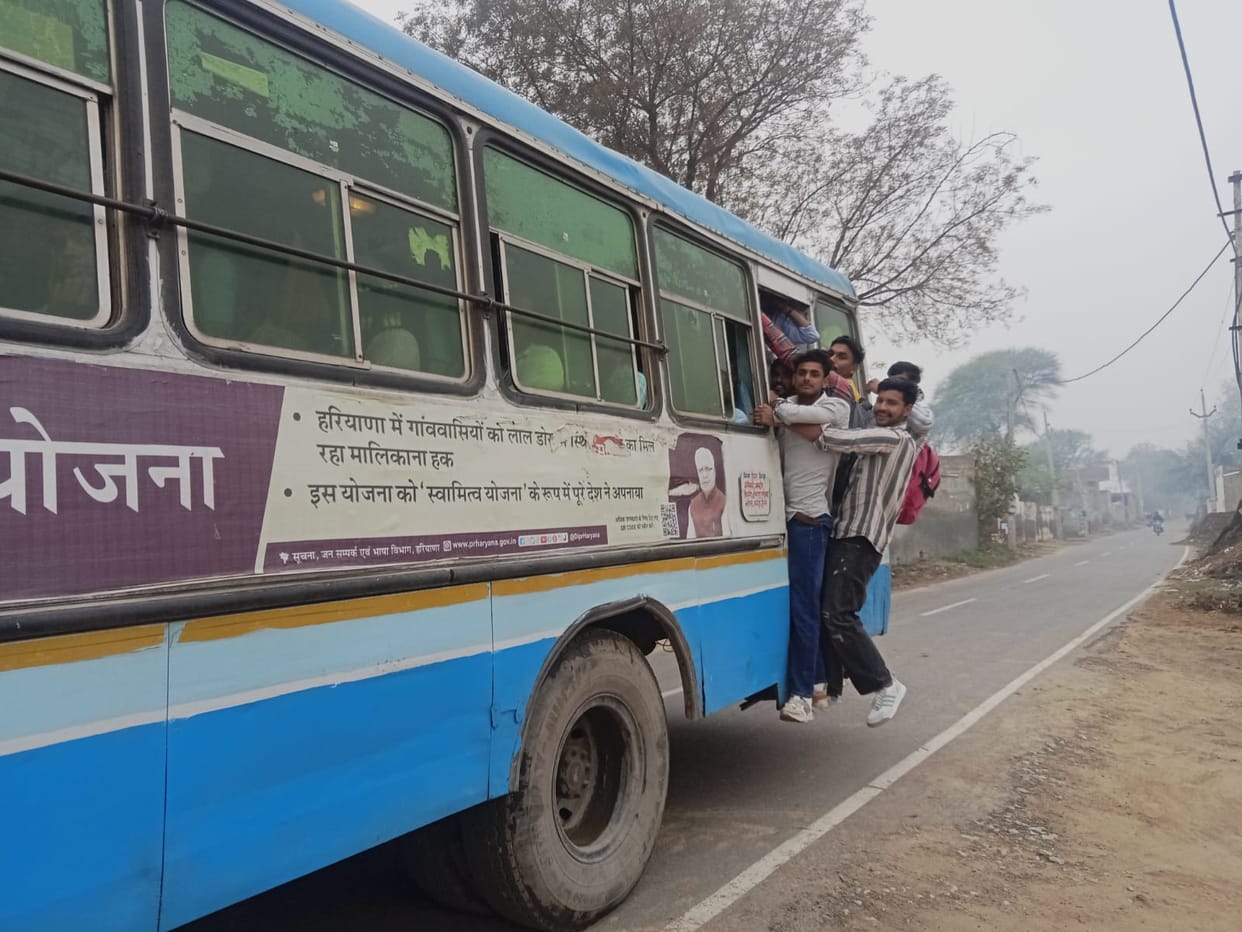Due to non-availability of roadways operators, 15,000 students of the district are troubled by the closed buses, putting their lives in danger