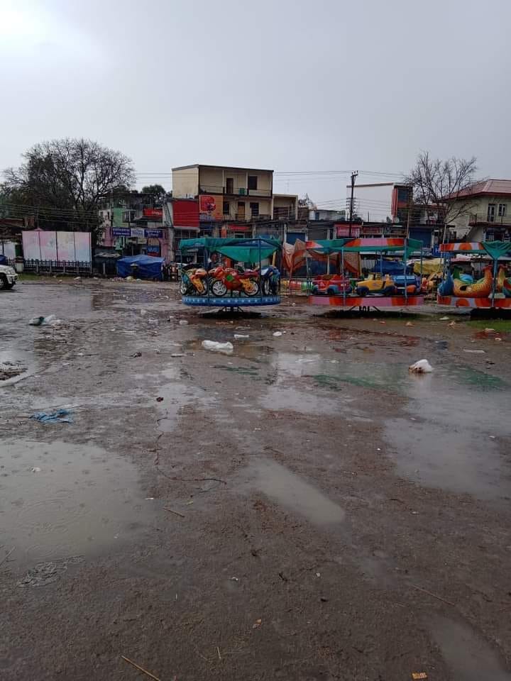 Now the market will be decorated till April 2 for the national level Holi festival