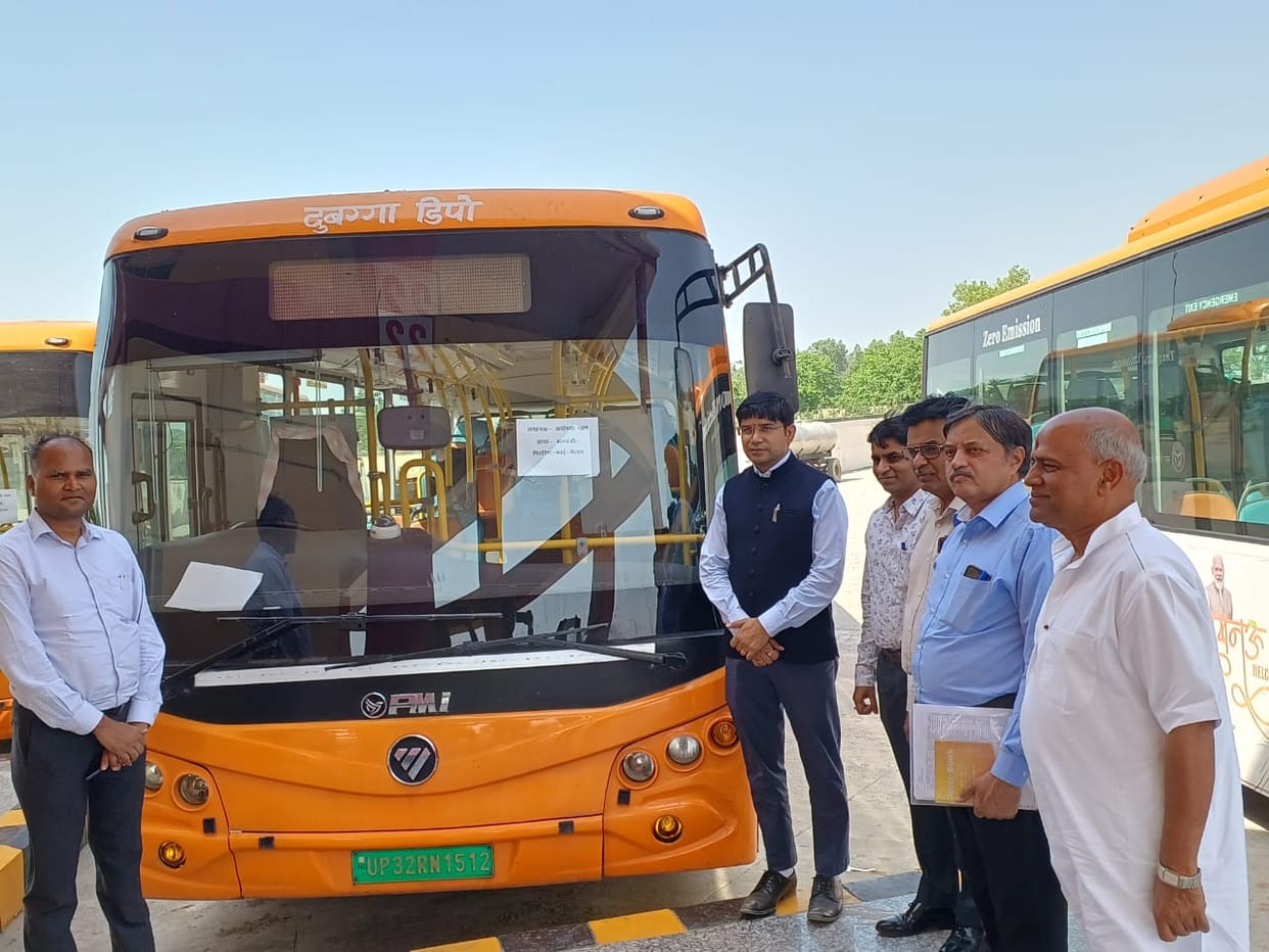 Gift of 10 electric city buses to the city