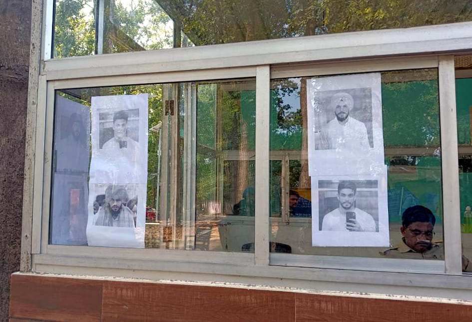 Amritpal Singh Poster pasted on Nepal border in Lakhimpur Kheri