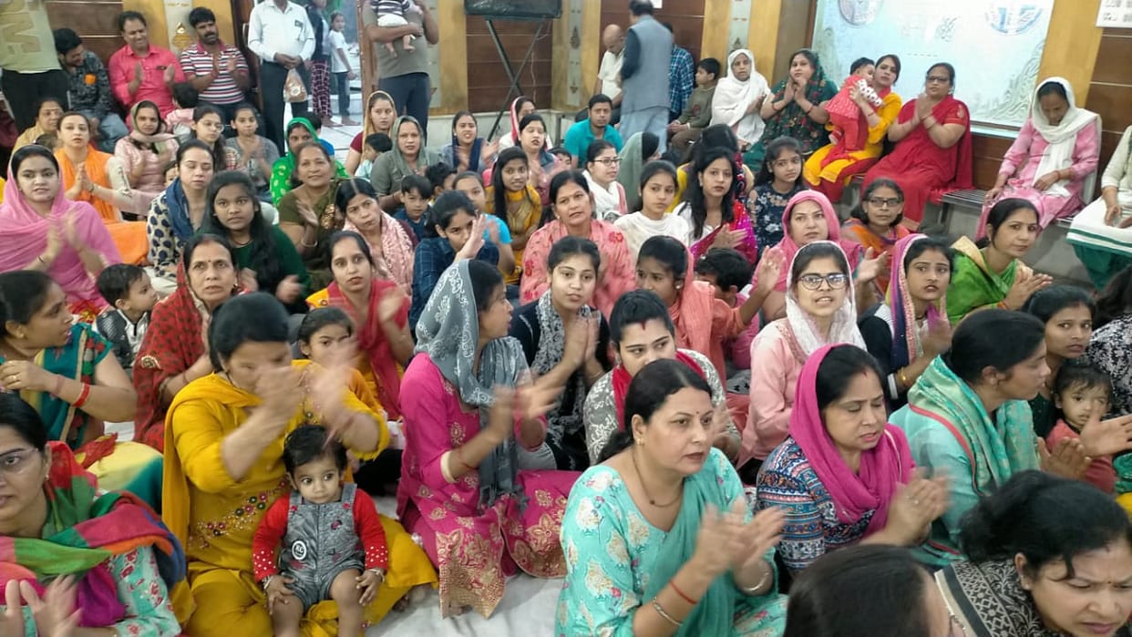 Mother Katyayani was praised on the sixth day of Navratri