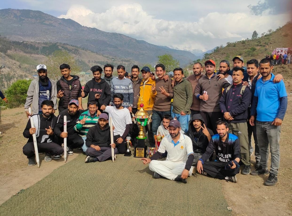 Rajpura's team won the cricket title