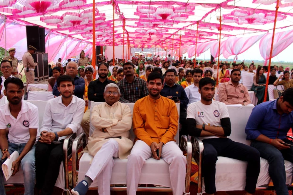 Shree Anna's market on the banks of the Yamuna