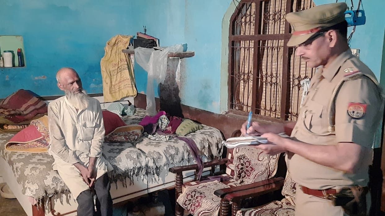 Husband kills wife in children dispute police station