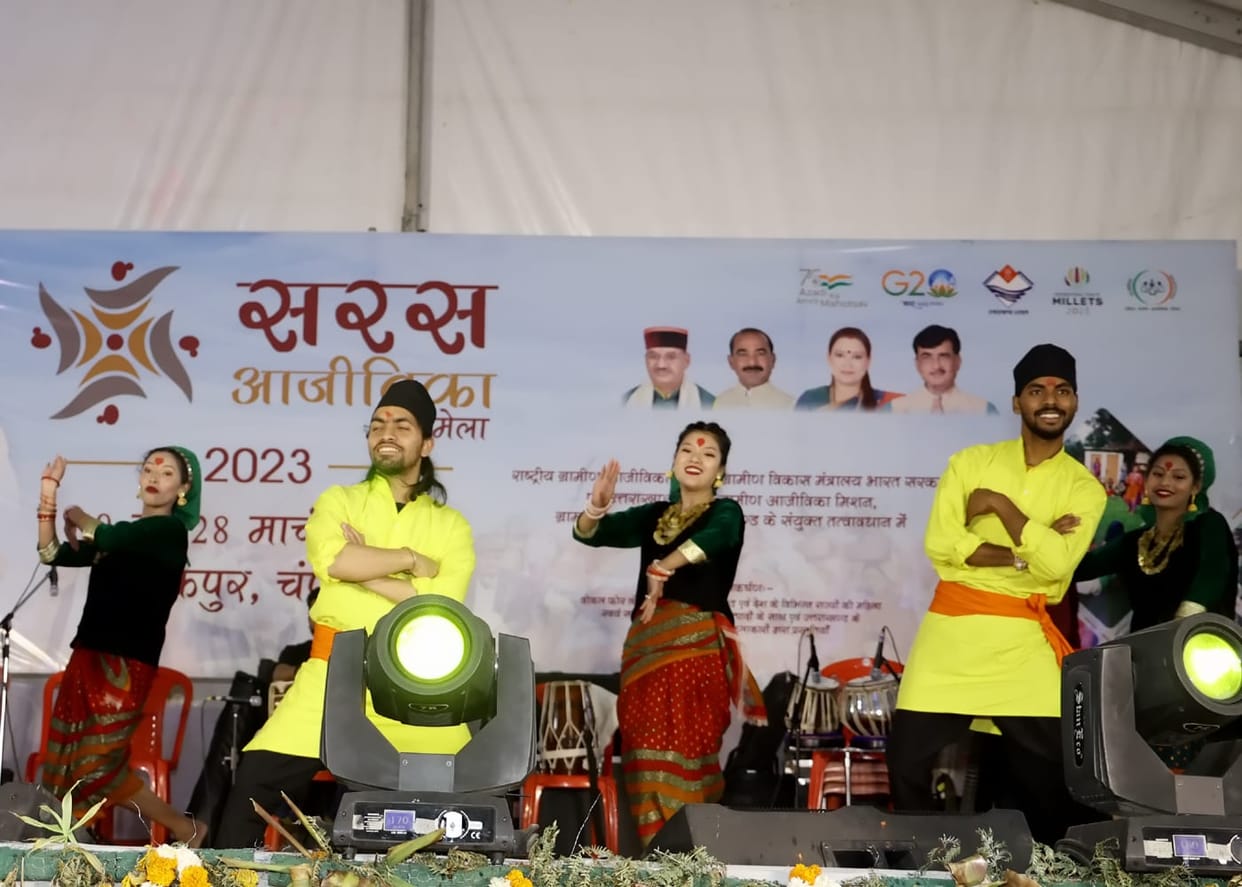 Saras Mela colorful program