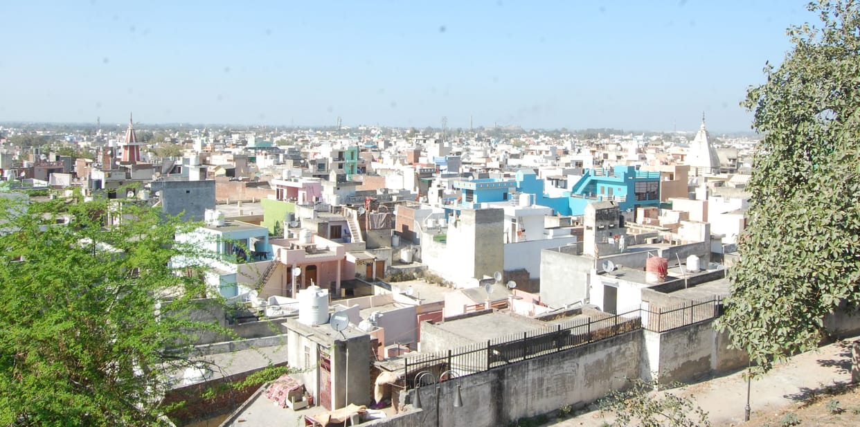Preparation to legalize 62 illegal colonies, 30 RWAs gave proposal