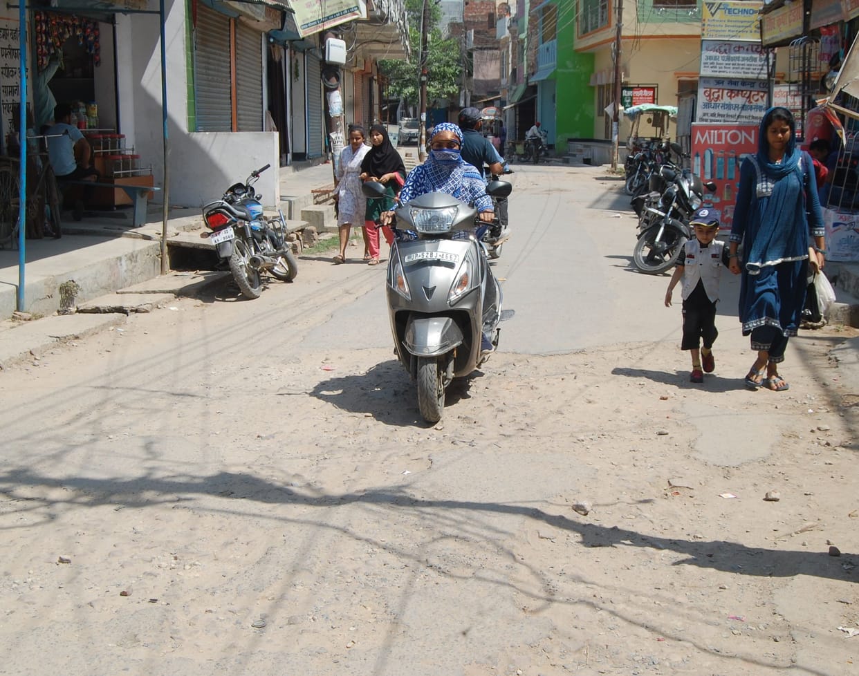 Construction of 14 roads stuck in negligence