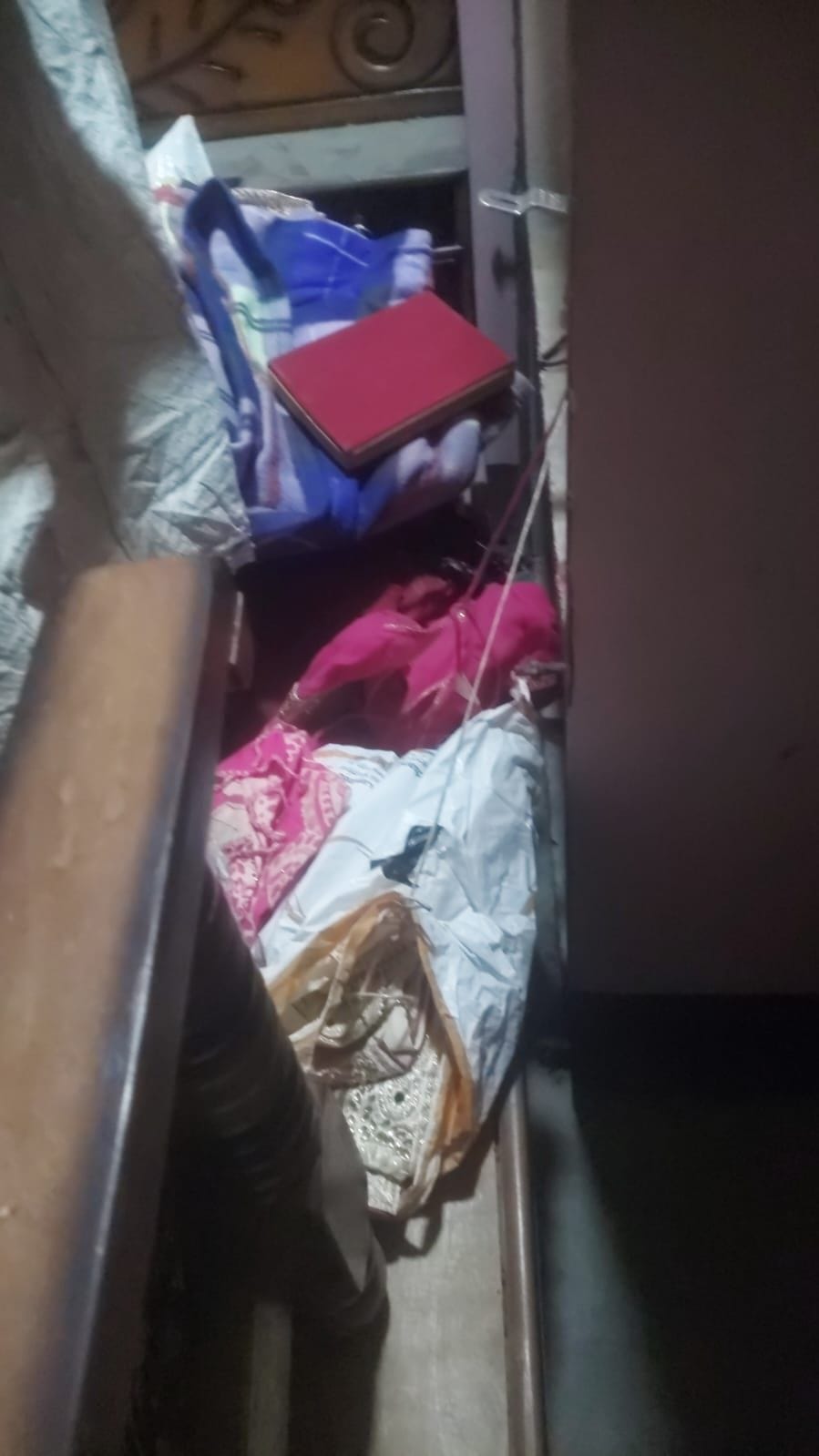 Jewelry and other items worth one million stolen
