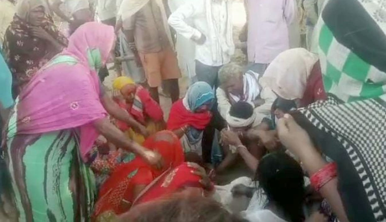 Dead body of a farmer who went to guard the crop found in the Ganges, accused of murder