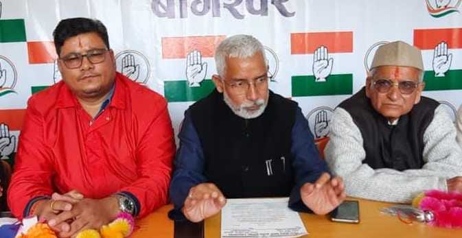 Rahul is being punished for asking questions about Adani