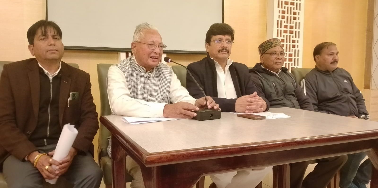Modi government played a trick to keep Rahul Gandhi away from the election: Kunjwal
