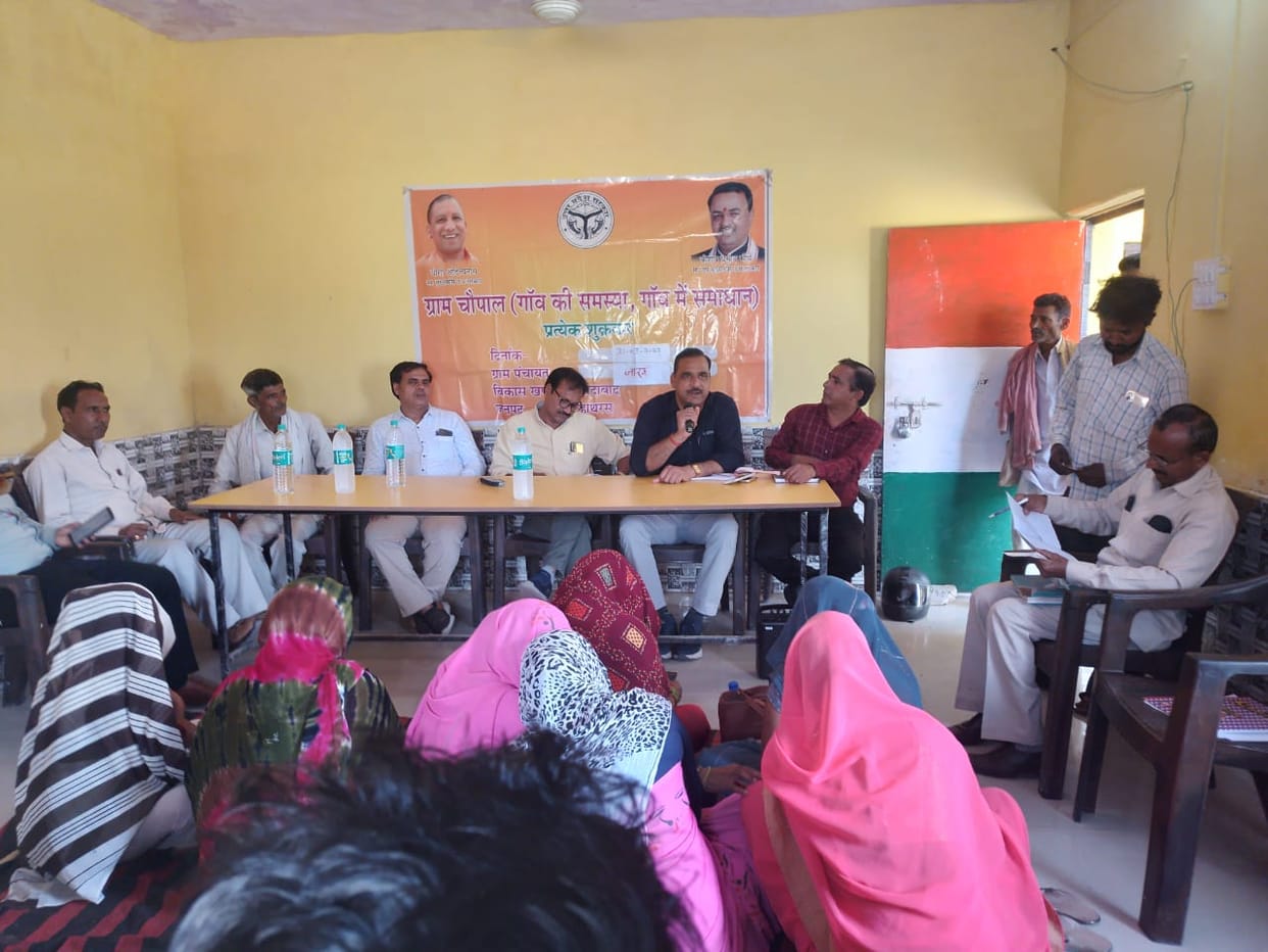 Bad handpump issue raised in village chaupal