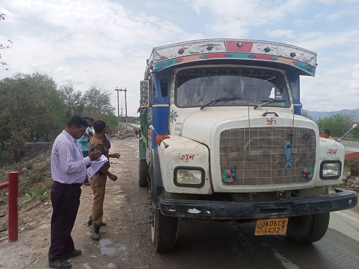 Jam in Kalajhala Gate