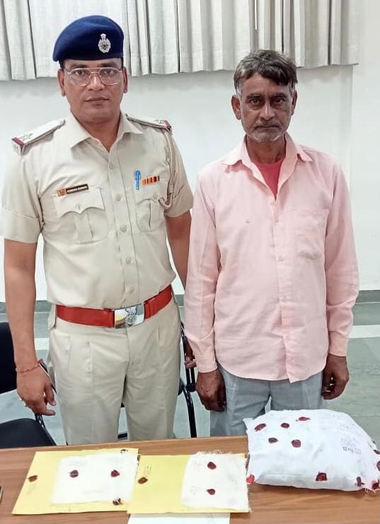 Shopkeeper arrested with 1.145 kg ganja