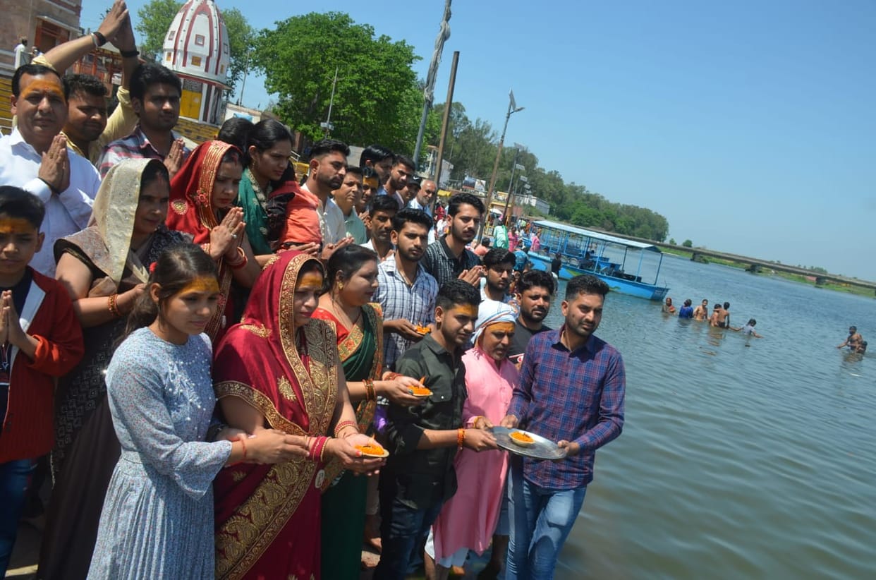 Dip of faith in Ganga