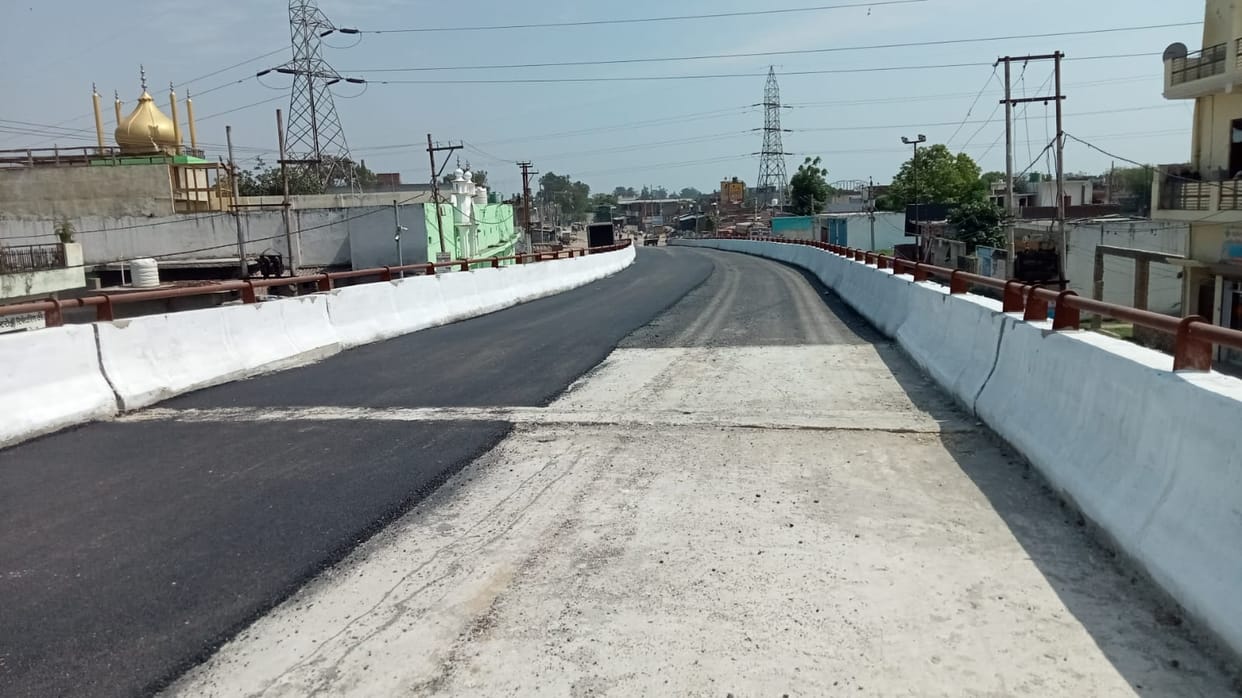Road built on Sheikhpura railway overbridge