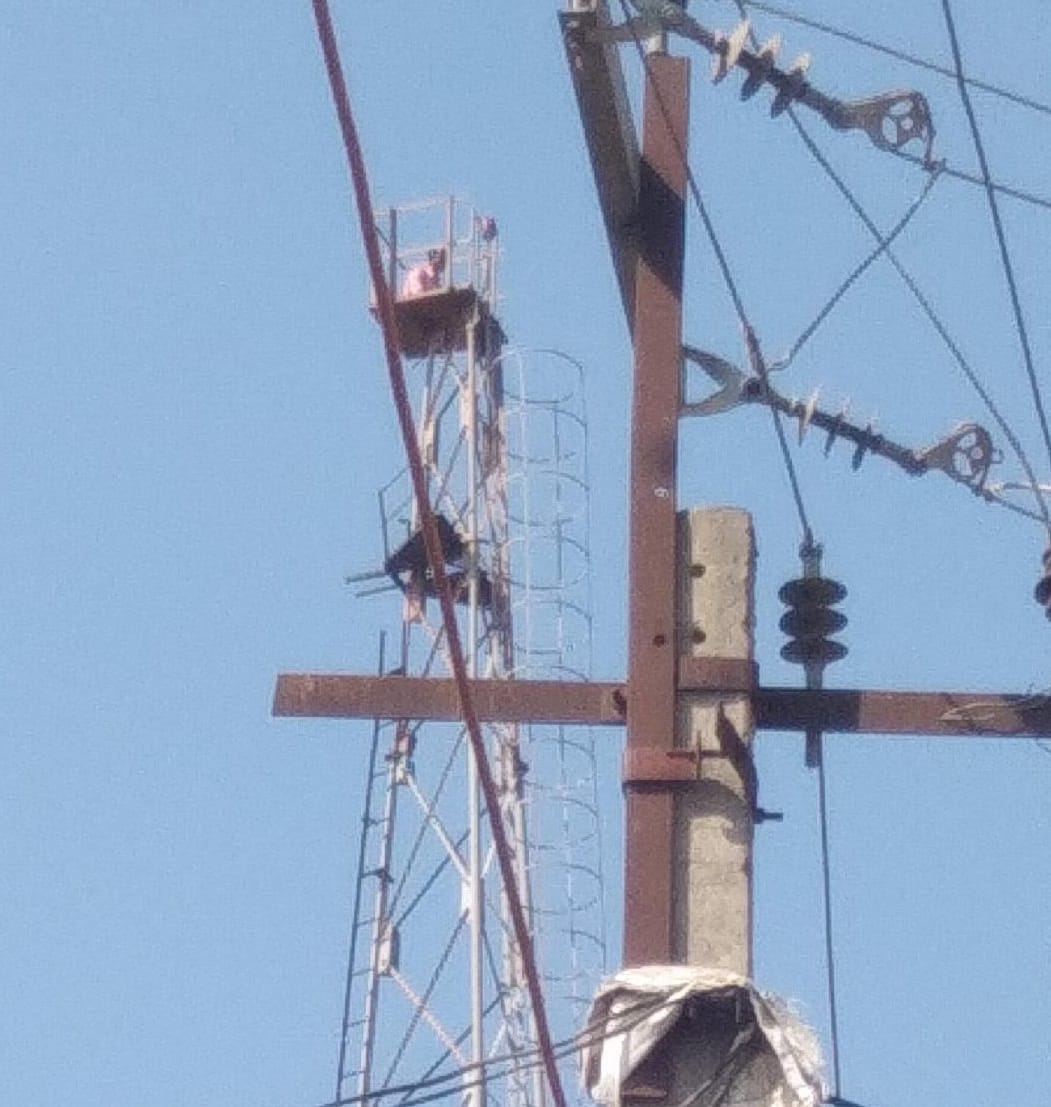 roadways driver climbed on tower