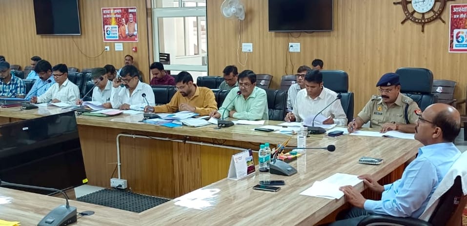 Unfit vehicles should not run on the roads of the district: DM
