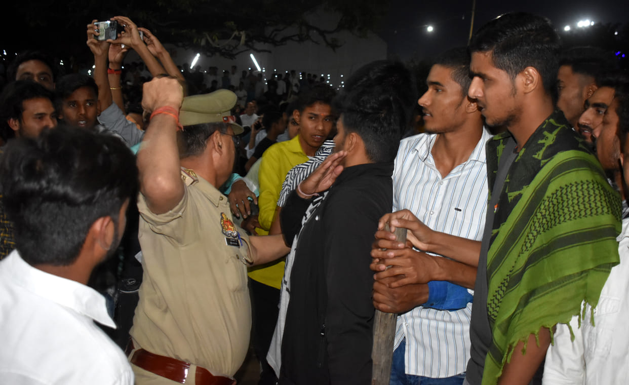 Spectators became uncontrollable in Punjabi Night, police had to use force