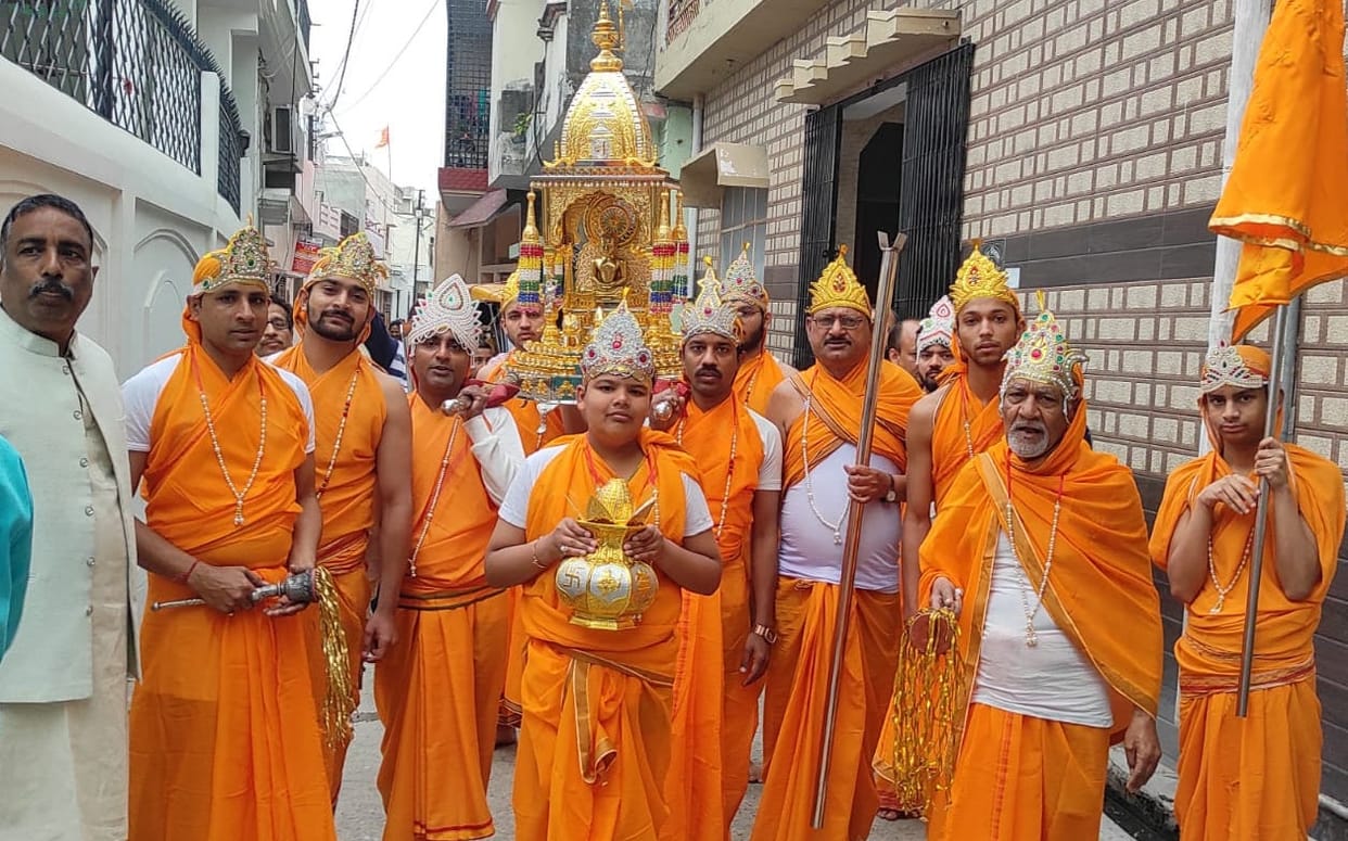 Shreeji's Palki Yatra was taken out by the Jain community in Najibabad.