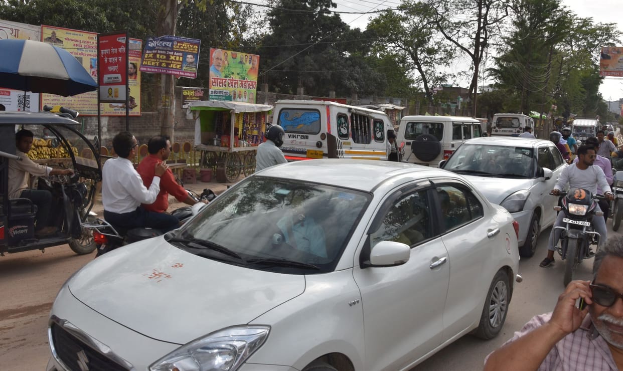 Excavation on both sides of the road obstructed the main road