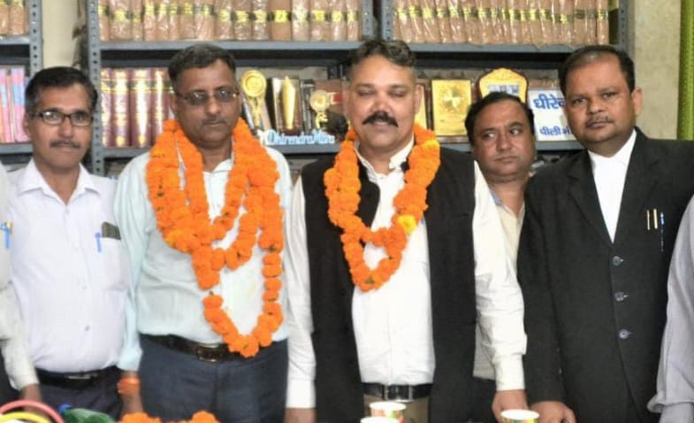 Dhirendra president in the election of United Bar Association, Anand became general secretary
