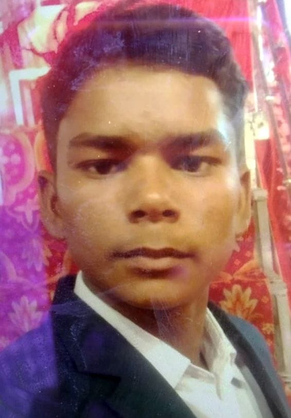 The death of a young man who came under the wheel of a trolley on the Garra bridge