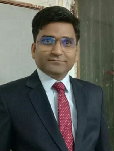 UPPCS: गोंडा के संदीप सिंह ने प्राप्त किया 10वां स्थान, पान वाले की बेटी बनी ने हासिल की 21वीं रैंक PCS: Sandeep made it to the top 10