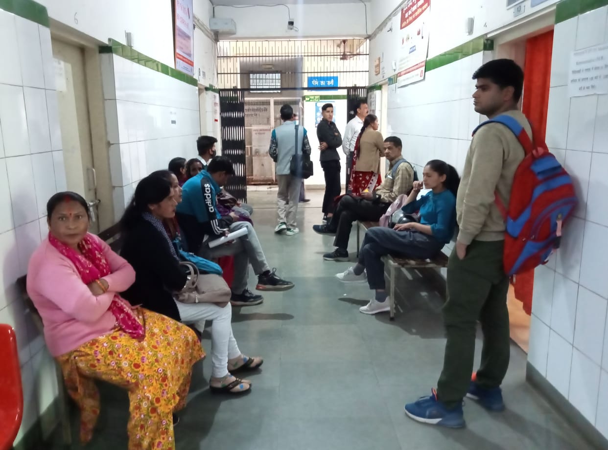 Corona's knock: Isolation wards made in hospitals, 27 beds installed