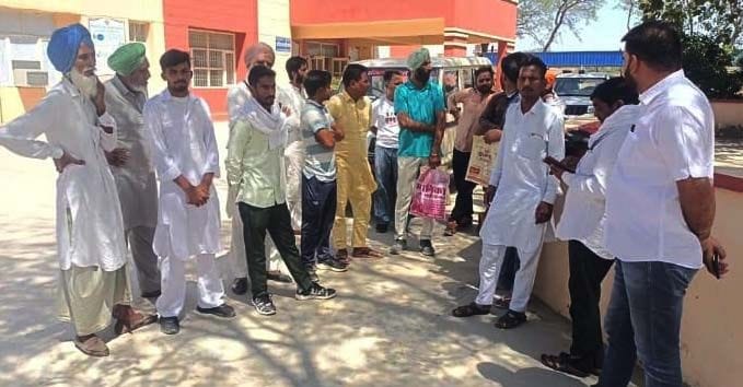 Case of illegal possession of panchayat land in Raghuvana: the meeting lasted for four hours, the panchayat came out in the middle