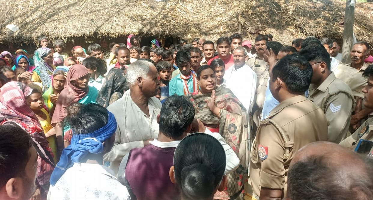 ambedkar pratima amethi illegal