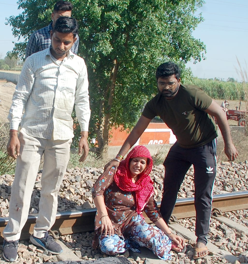 Shopkeeper dies after being hit by train