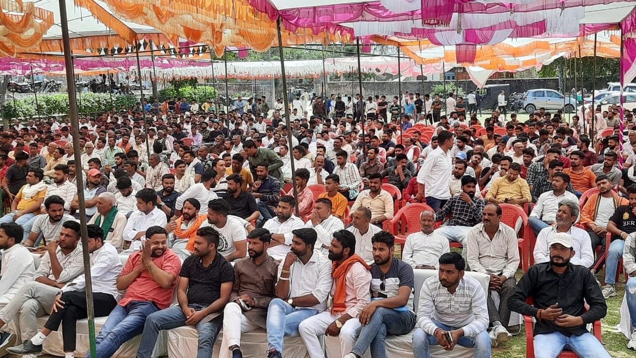 Build your flag with solidarity and do politics under its leadership: Rana
