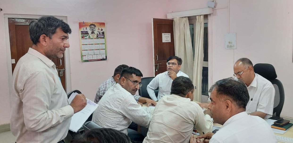 Chief Minister's flying squad raided Electricity Corporation and Public Health Department