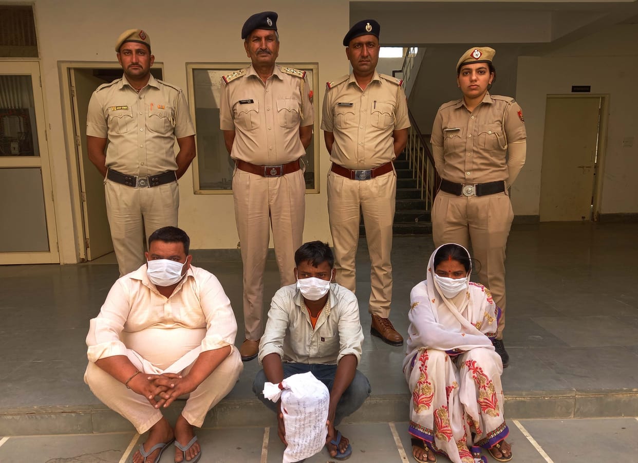 Woman and youth who came from Jharkhand to give one kg of opium were caught, buyer also controlled