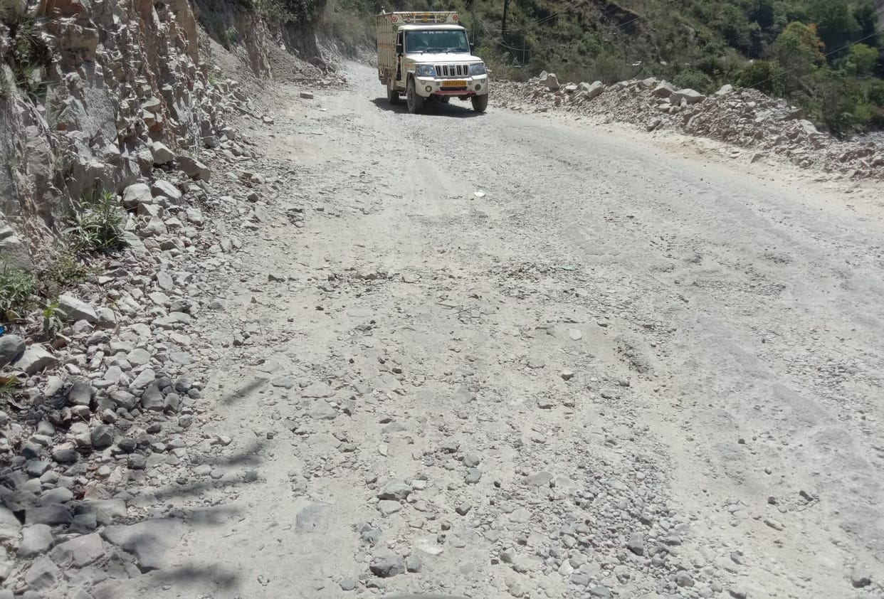 Tourist season starts, dilapidated roads are increasing pain
