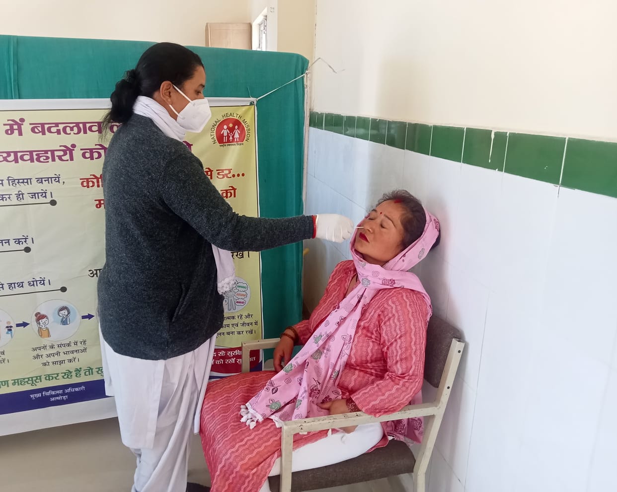 Corona infected increasing in Almora, waiting for vaccine