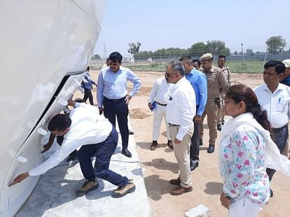 Aligarh News: एक माह में शुरू होगी डिफेंस कॉरिडोर अलीगढ़ नोड की पहली इकाई, 25 निवेशकों को मिल चुकी है भूमि First unit of Defense Corridor Aligarh node will start in a month