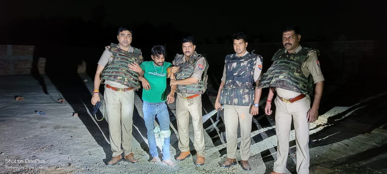 police arrest two taskar