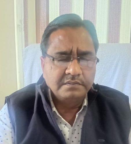 EE Sankay Chauhan in Lohaghat