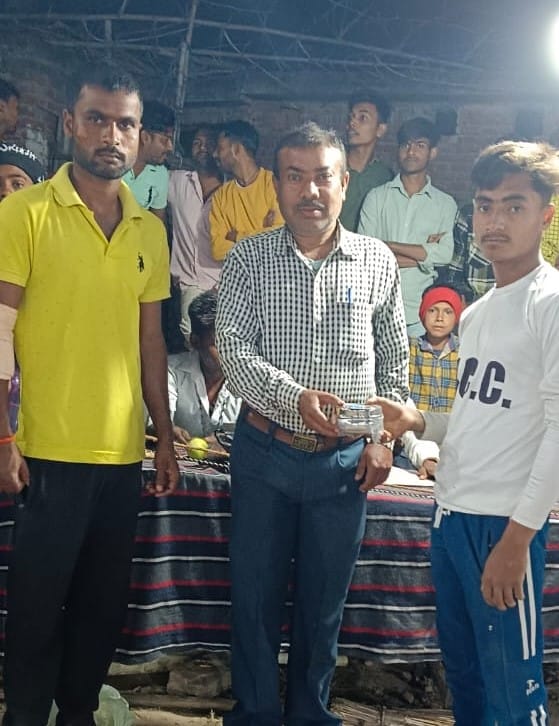 Kaptanganj's team defeated Odwara