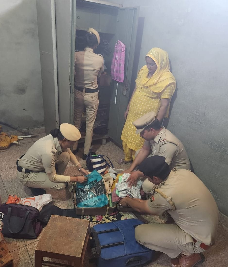 Police raid on Gangster Himanshu alias Bhau 30 locations