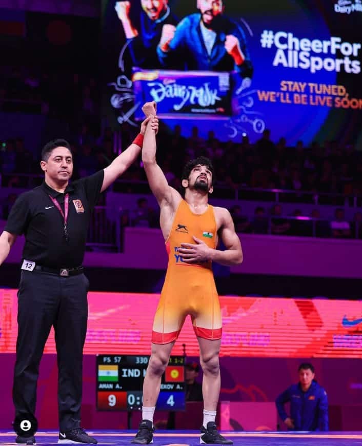Amit hoisted the flag in the shadow of grandfather, won gold