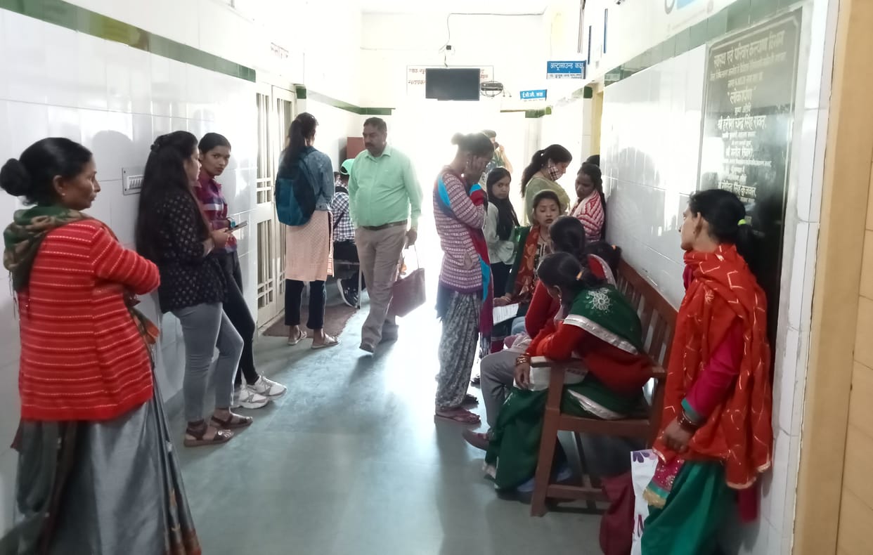 Strictness: Doctors will not treat patients if they do not wear masks in hospitals