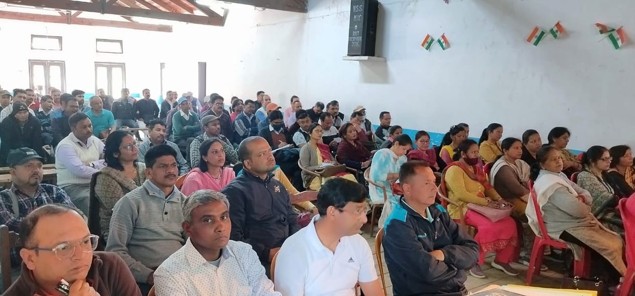 Uttarakhand Board: 250 answer books were checked on the first day in Almora