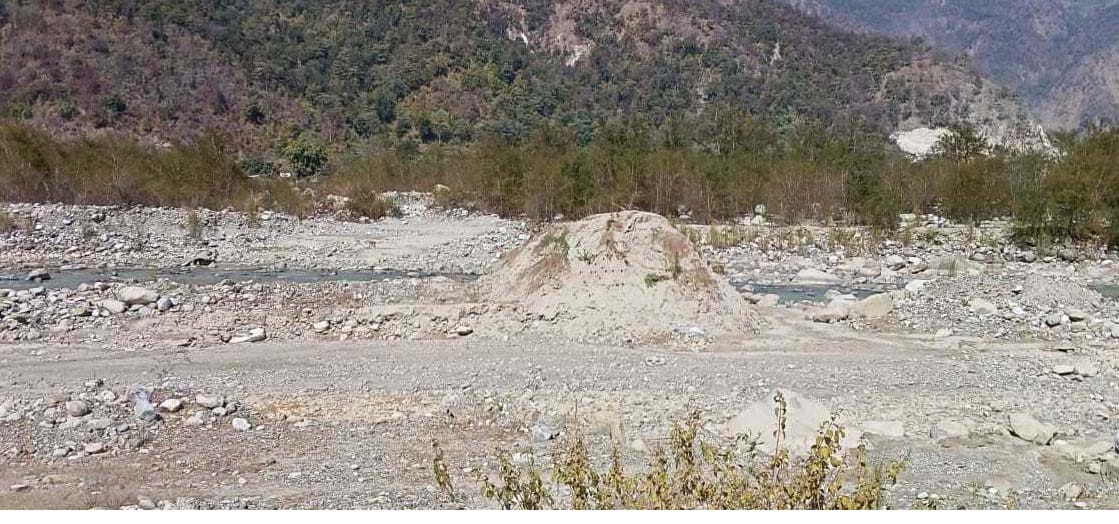 Civic aminities. People face problems due to incomplete work.