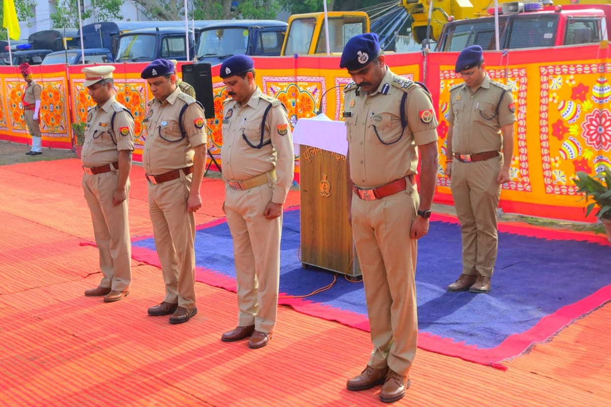 Tribute paid to the martyred firefighters