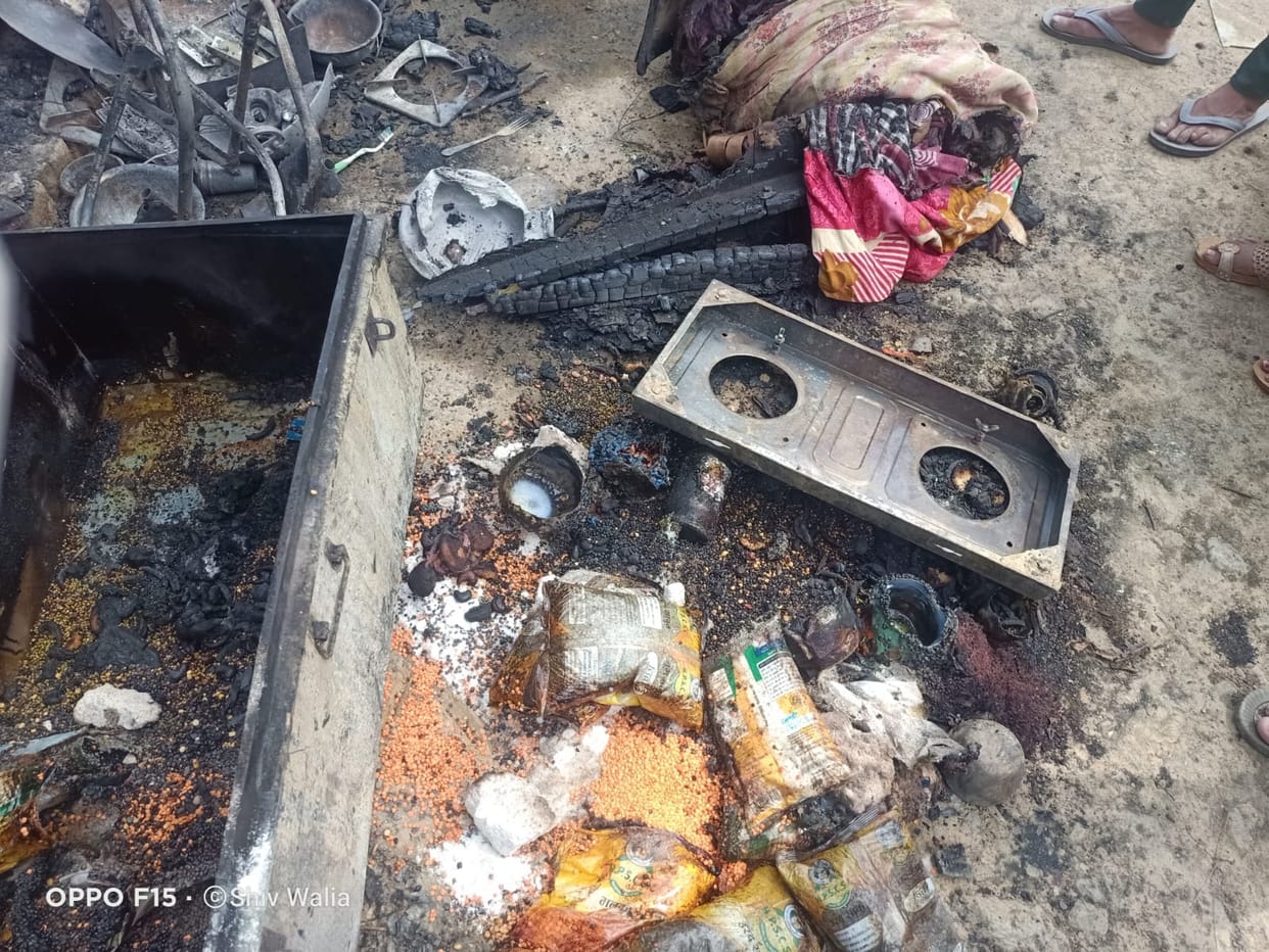 Kitchen burnt in Sarli, loss of two lakhs