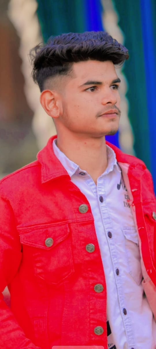 Student dies in train accident